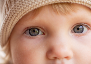 bebeklerin göz rengi ne zaman değişir